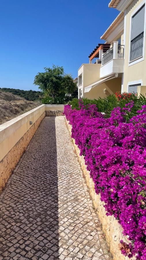 Amazing 2 Bedroom Near With Pool *