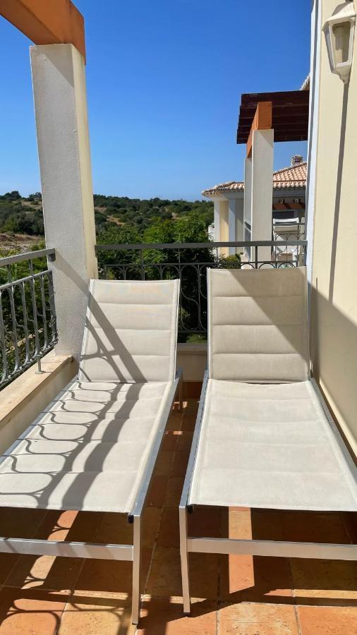 Amazing 2 Bedroom Near With Pool Apartment