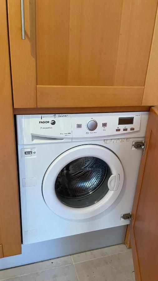 Amazing 2 Bedroom Near With Pool Lagos